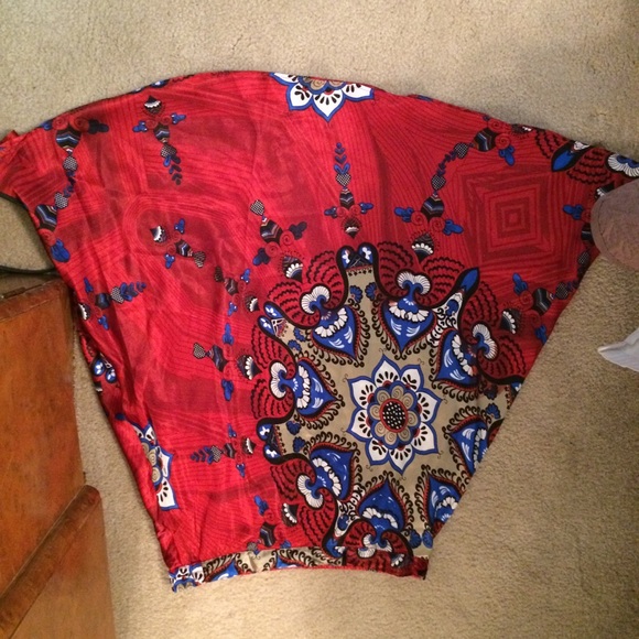 Silky red skirt - Picture 3 of 6